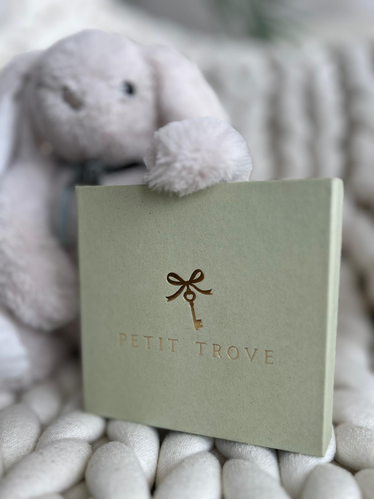 Petit Trove - Diş Kutusu